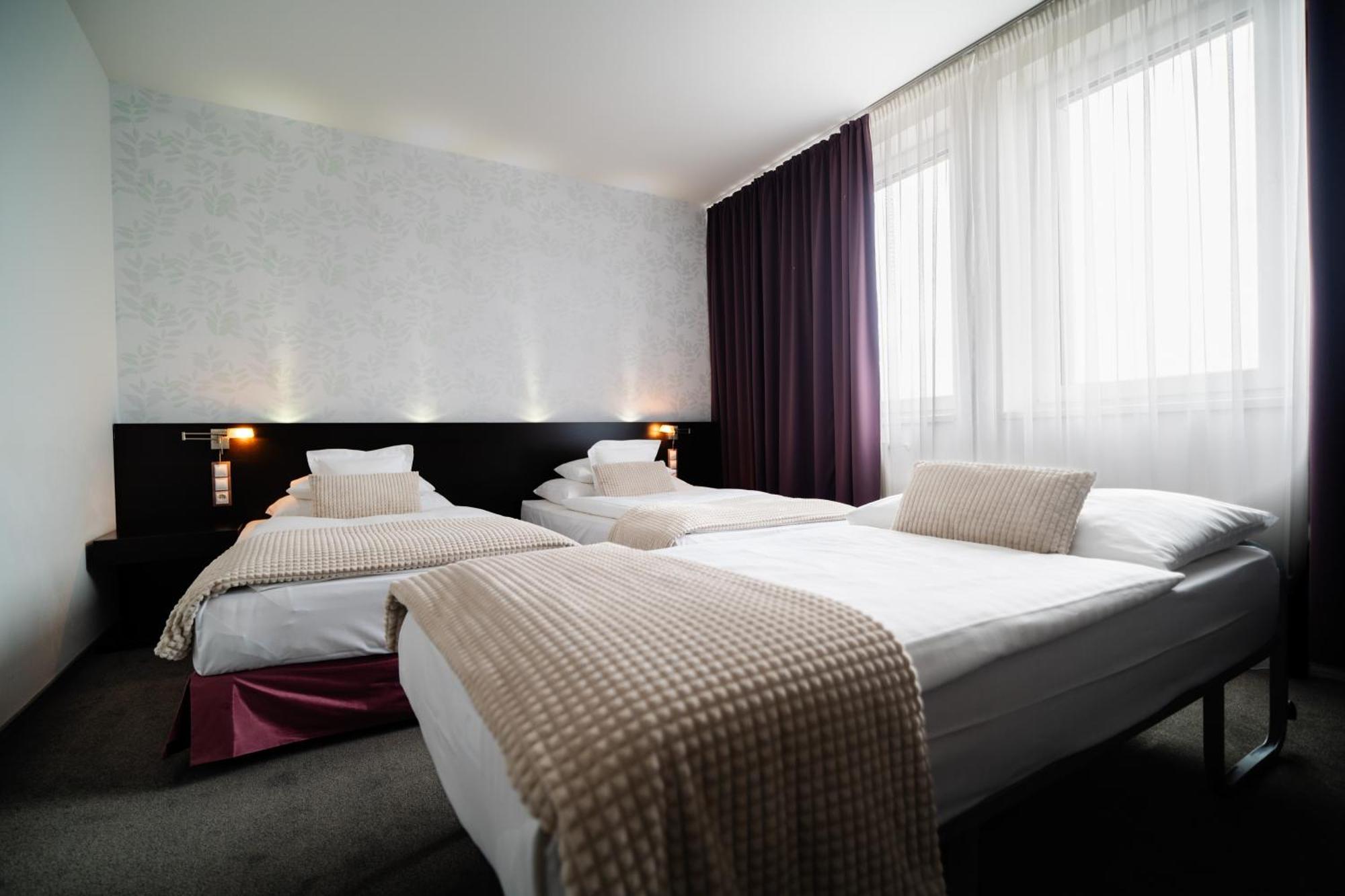 Hotel Turiec مارتون المظهر الخارجي الصورة